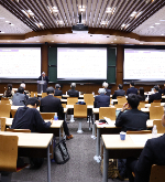 【報告】電気通信大学・一橋大学共催FLAGsシンポジウム「社会に求められる高度人材像と大学院の役割」を開催